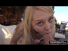 จะเกิดอะไรขึ้นเมื่อสองพี่น้องฝาแฝดสาวสวยมีผัวคนเดียวกันควยใหญ่ยาวแบบนี้แย่งกันเลยเวลาเย็ดต้องเย็ดพร้อมกัน